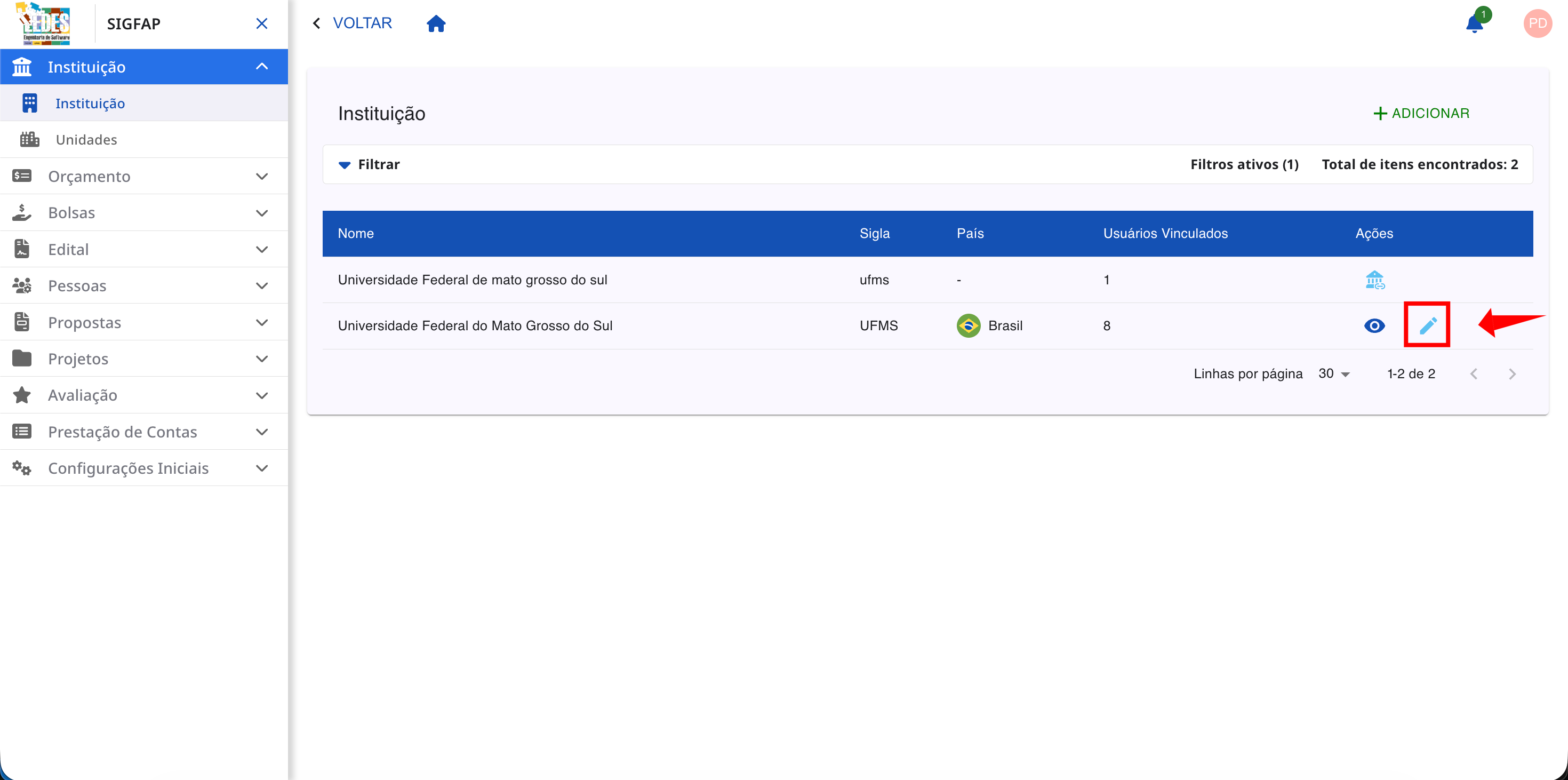 Tabela de instituições com o ícone de Editar em destaque.