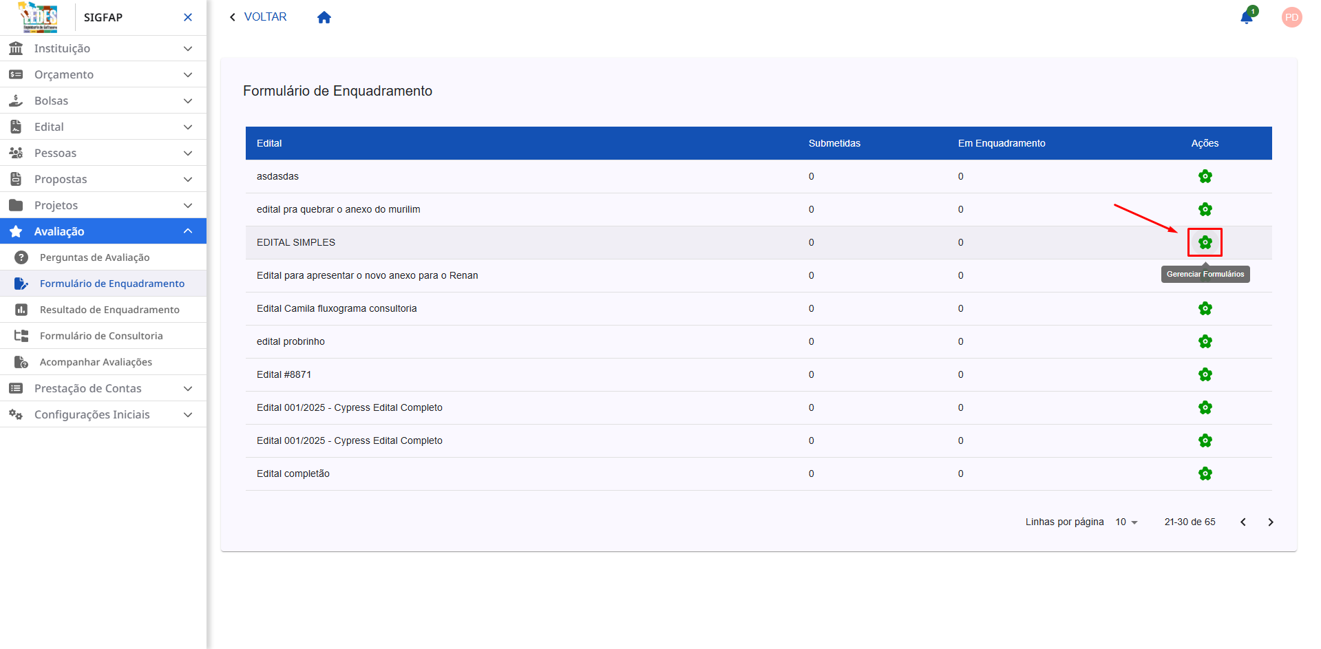 Tela de listagem de editais com o ícone de Gerenciar Formulários destacado.